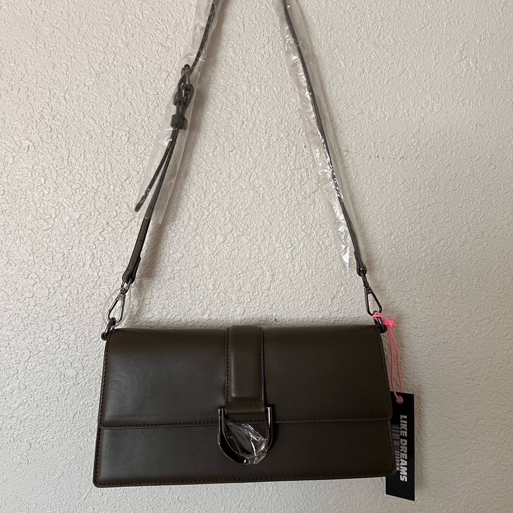 NWT Macys brand: Like Dreams Olive Green Leather Crossbody Bag